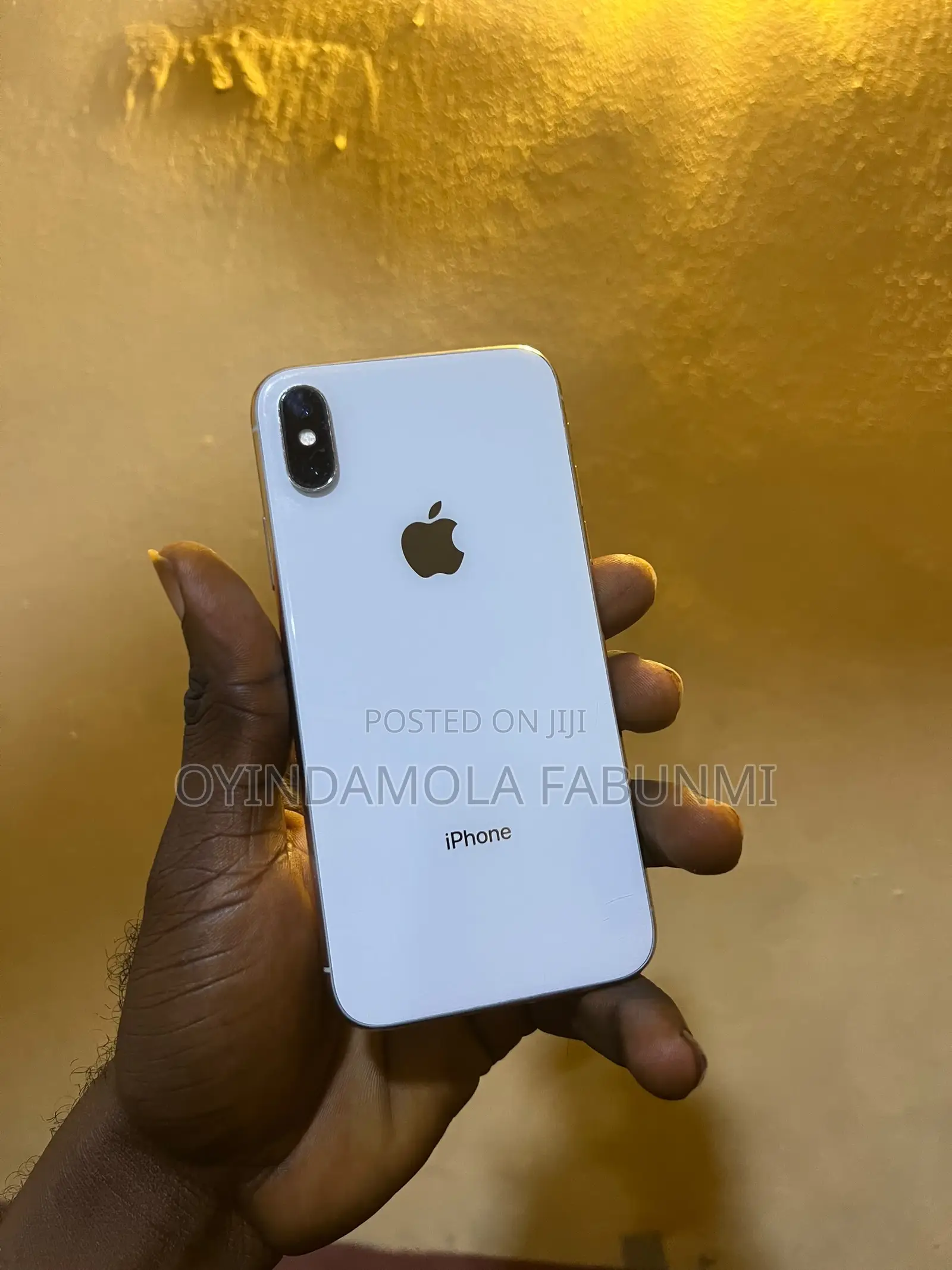 Apple iPhone X 64 GB White