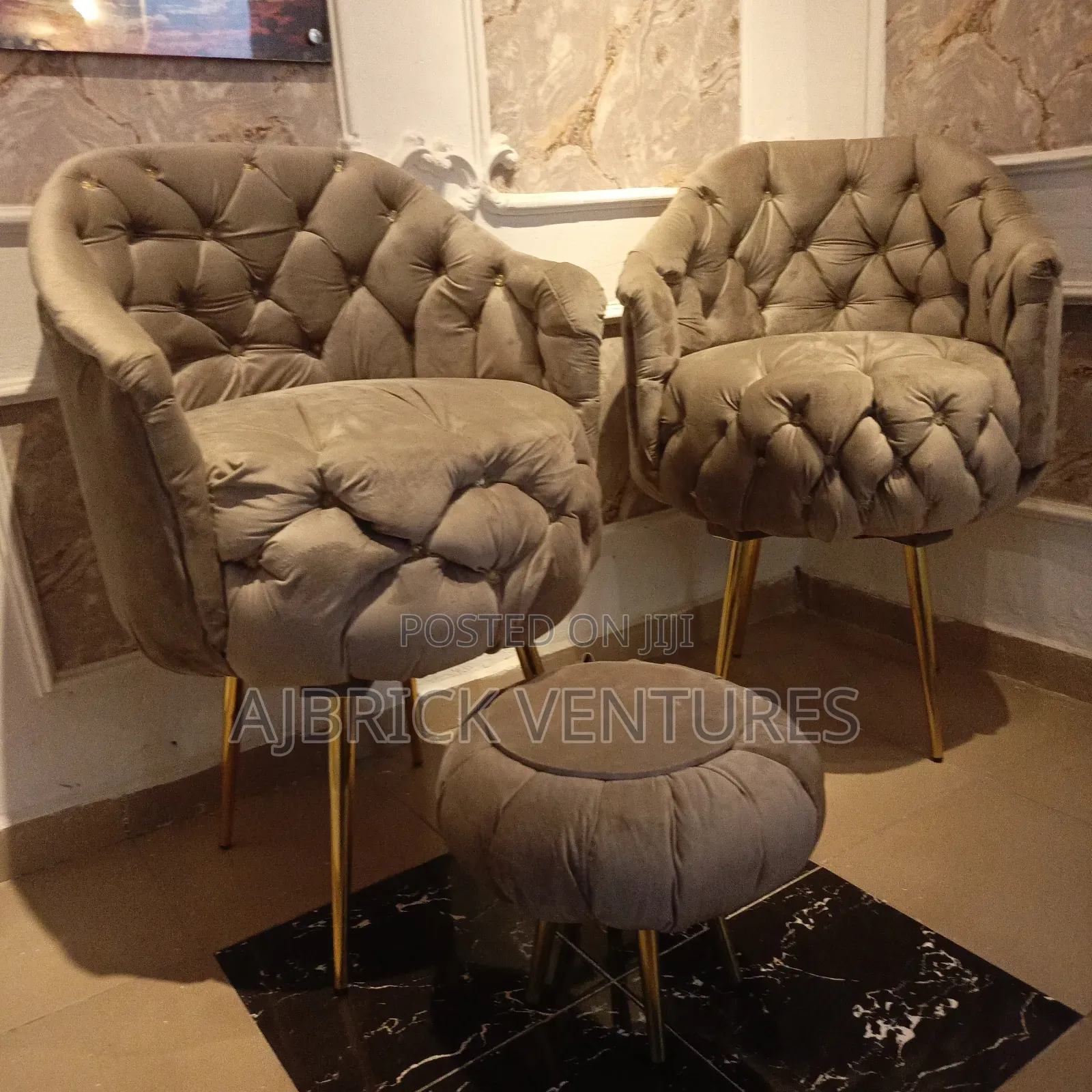 Chesterfield Single Seat