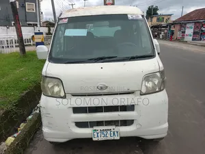 Daihatsu Charade Classic 2012 White
