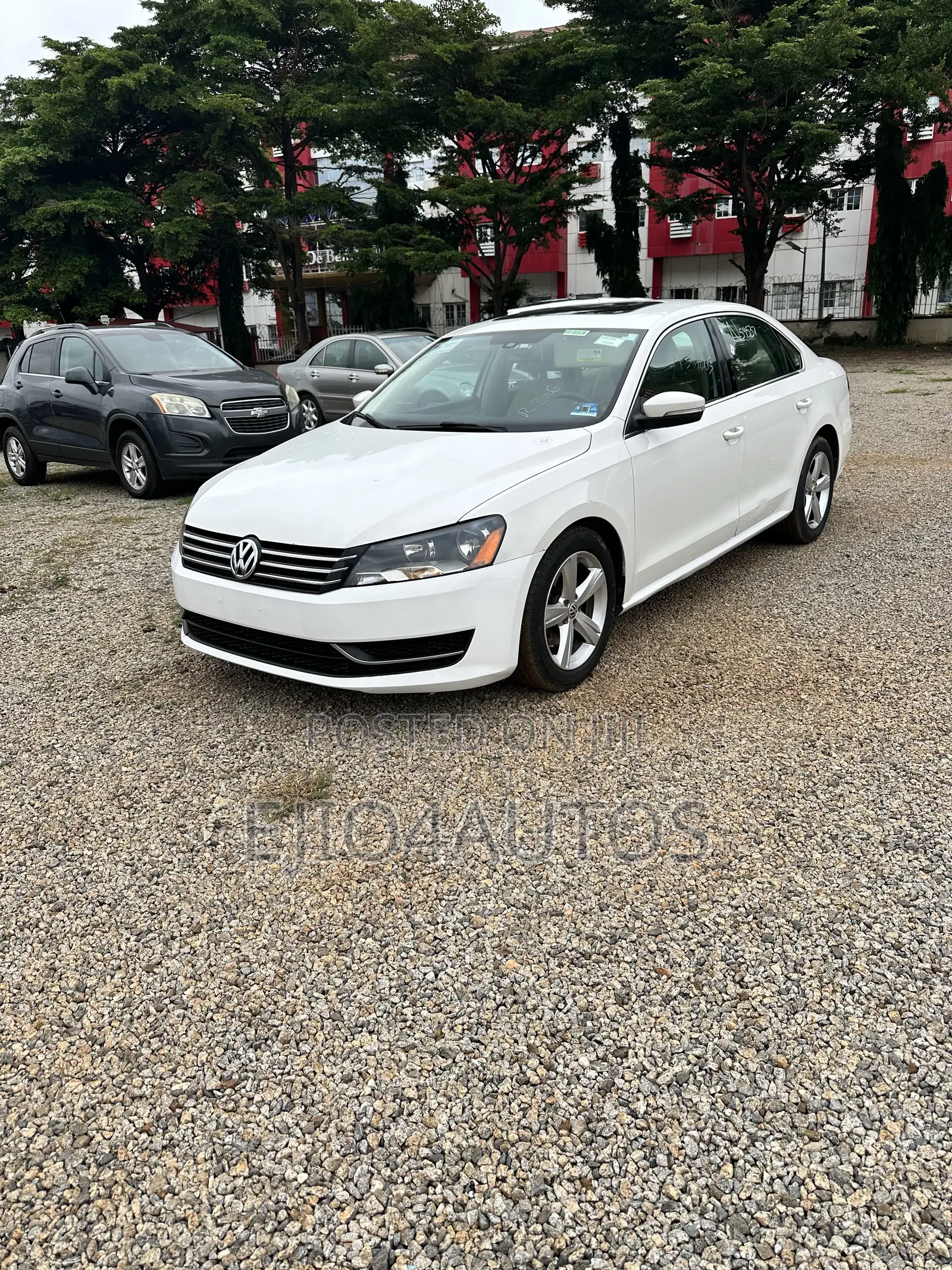 Volkswagen Passat SE 2013 White