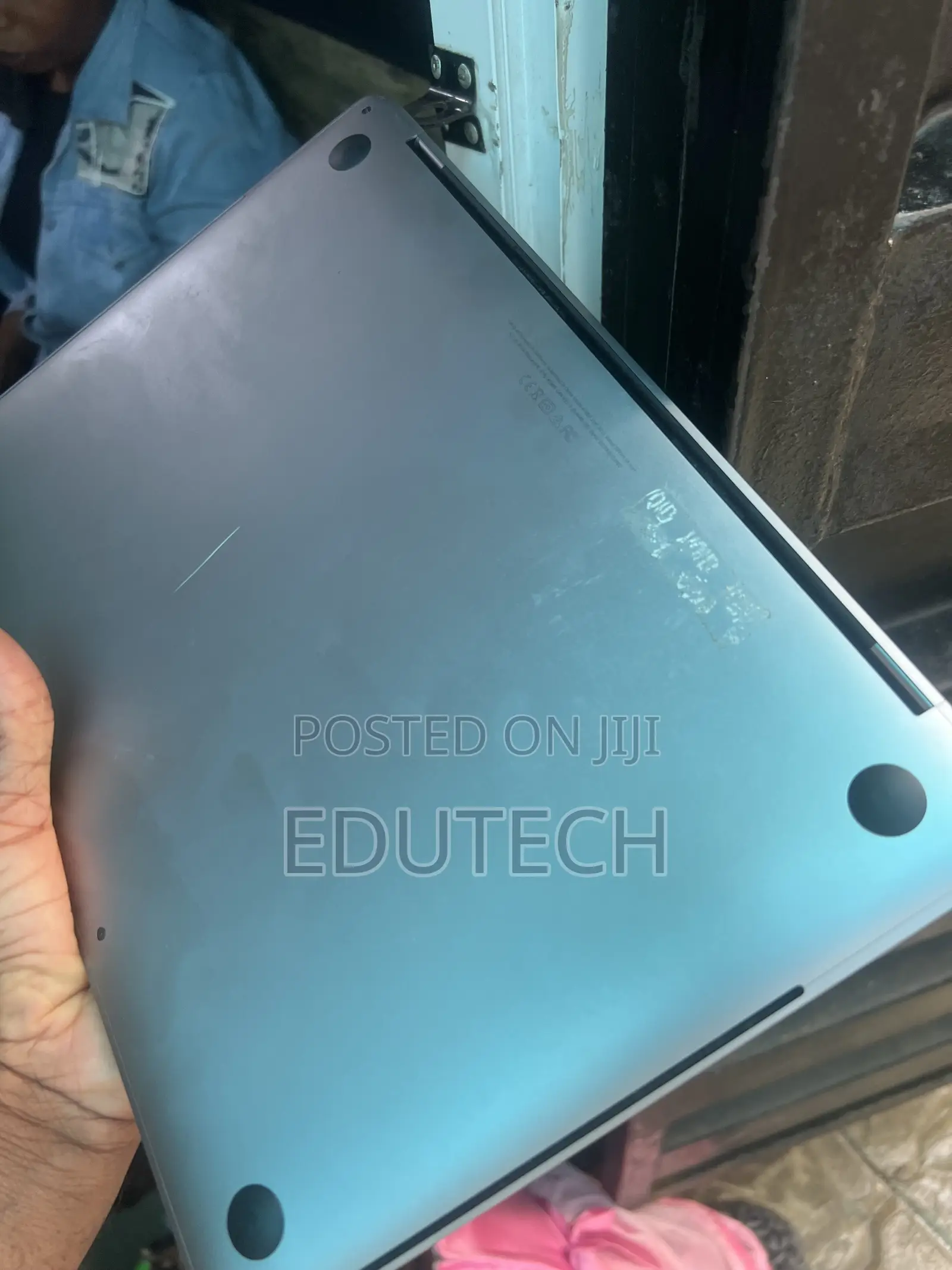 Laptop Apple MacBook 2018 16GB Intel Core i7 SSD 1T