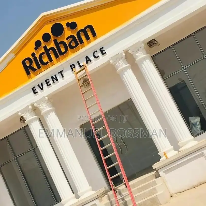 Professional Signwriter