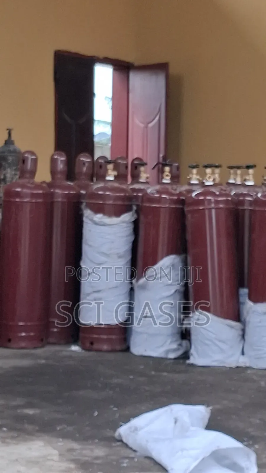 Acetylene Filled Cylinders