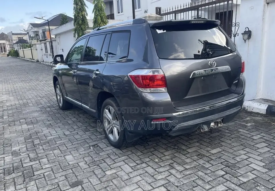 Toyota Highlander 2013 Gray