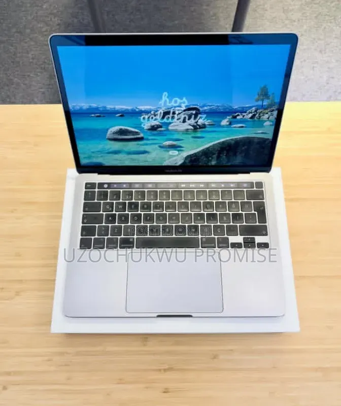 Laptop Apple MacBook Pro 2020 16GB Intel Core i7 SSD 512GB