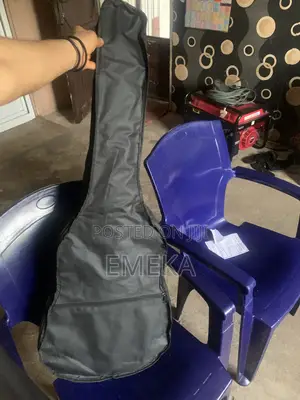 Greatpower Acoustic Guitar + Bag + 2 Picks + Extra Strings