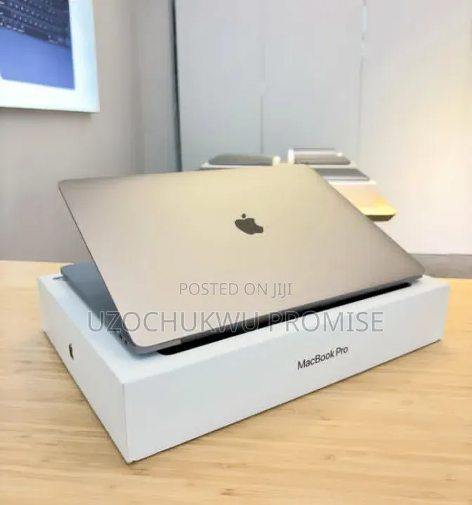 Laptop Apple MacBook Pro 2019 16GB Intel Core i7 SSD 512GB
