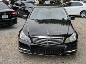 Mercedes-Benz C300 2014 Black