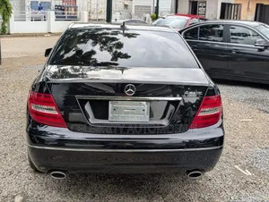 Mercedes-Benz C300 2014 Black