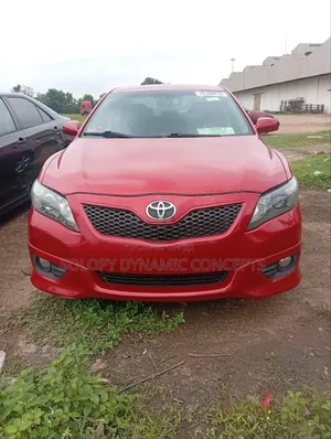 Toyota Camry SE 4dr Sedan (2.5L 4cyl 6AM) 2010 Red