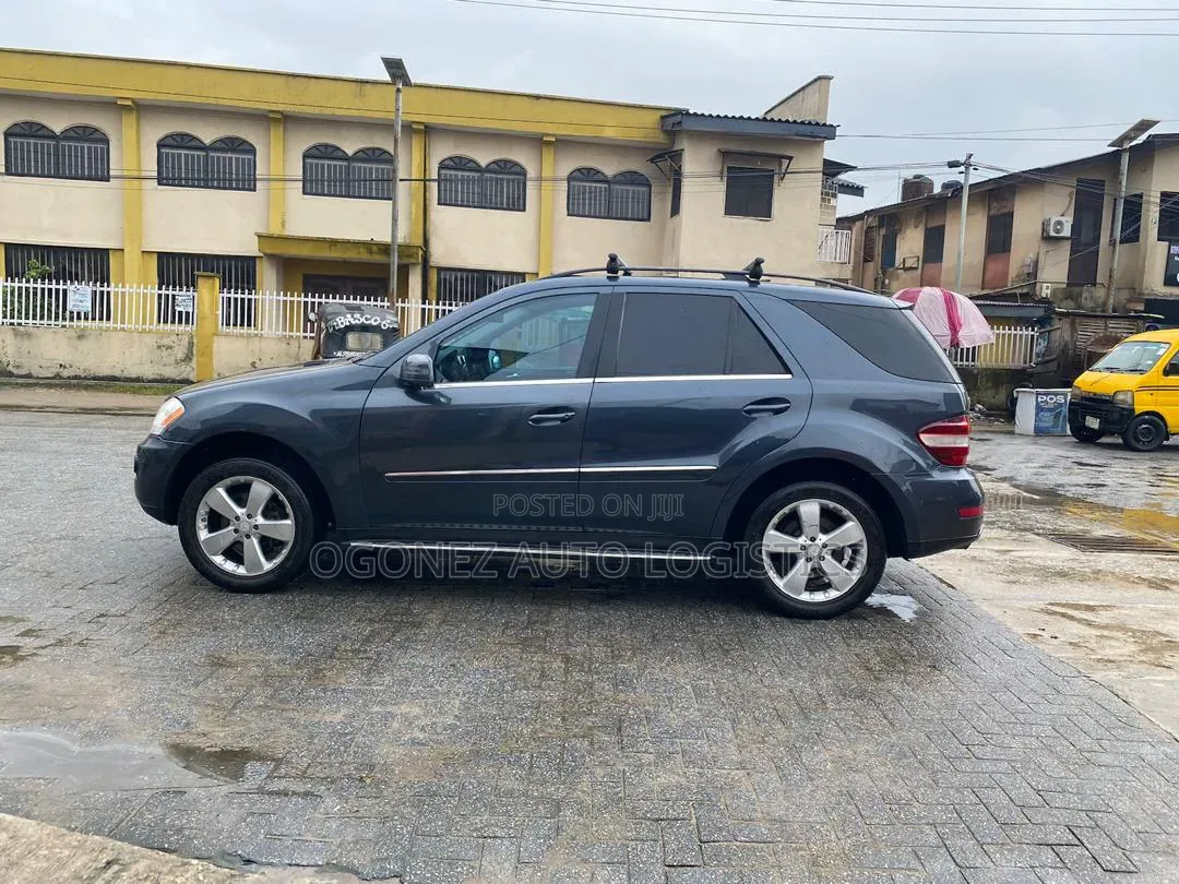 Mercedes-Benz M Class 2012 Gray