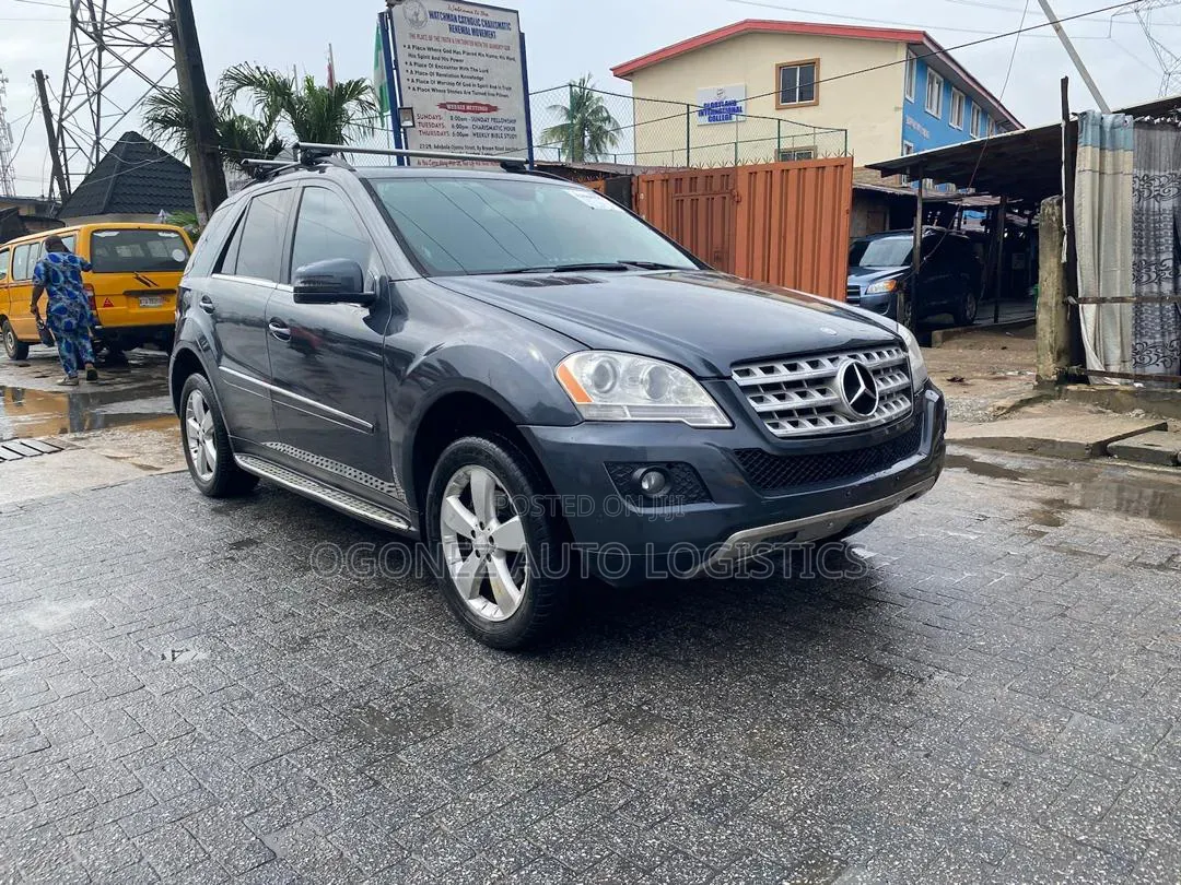 Mercedes-Benz M Class 2012 Gray