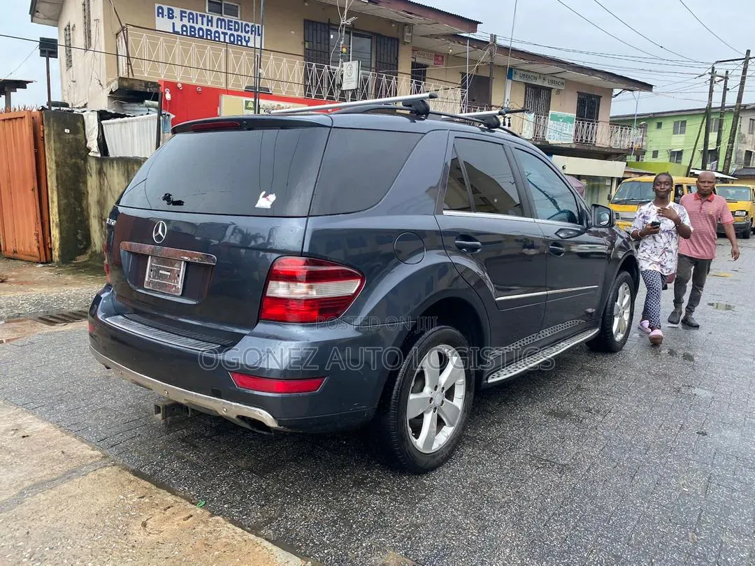 Mercedes-Benz M Class 2012 Gray