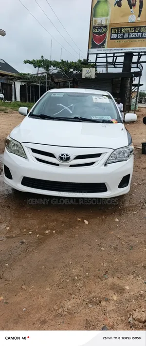 Toyota Corolla 2012 White