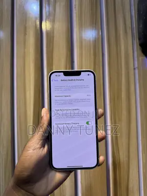 Apple iPhone 13 128 GB White