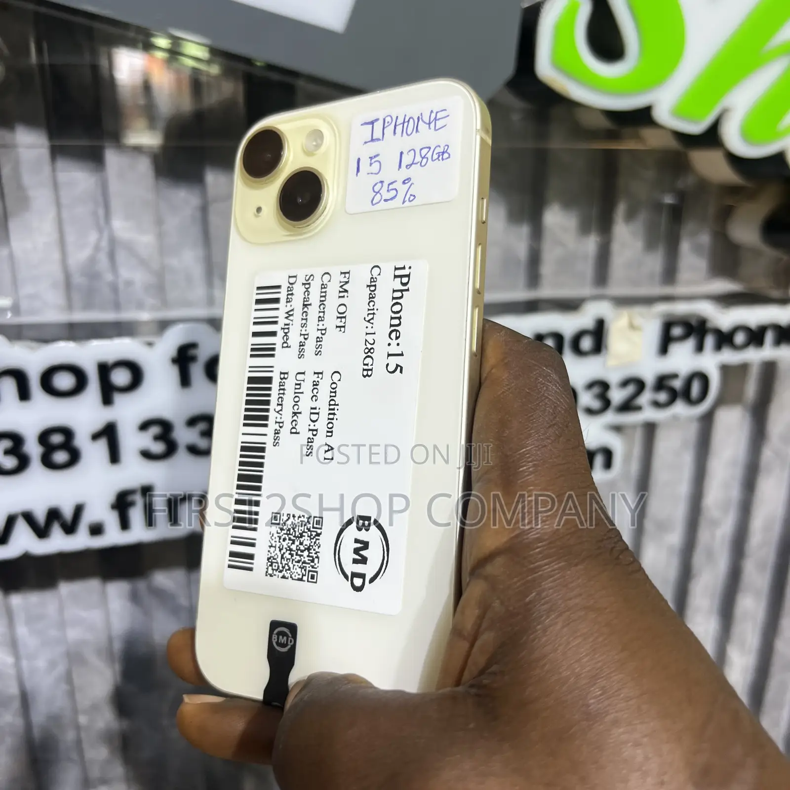 Apple iPhone 15 128 GB Yellow