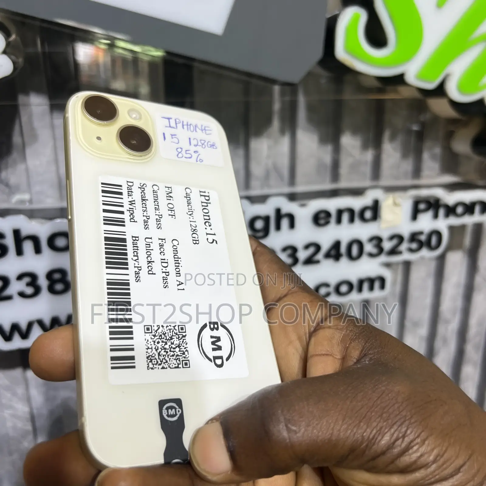 Apple iPhone 15 128 GB Yellow