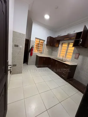 Furnished 4bdrm Duplex in Ogudu Gra for rent
