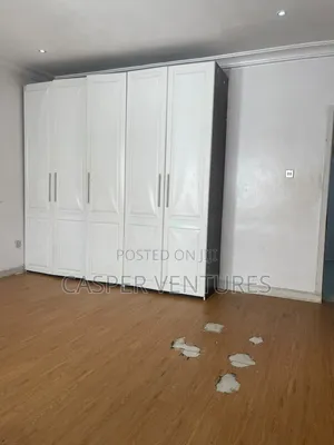 1bdrm Apartment in Chevron for rent