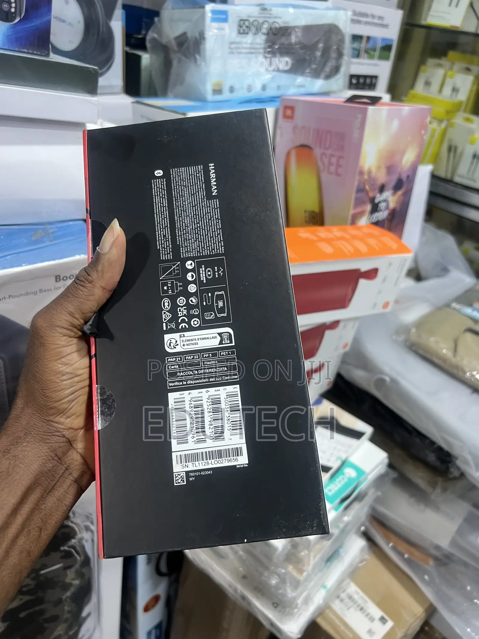 JBL Charge 5