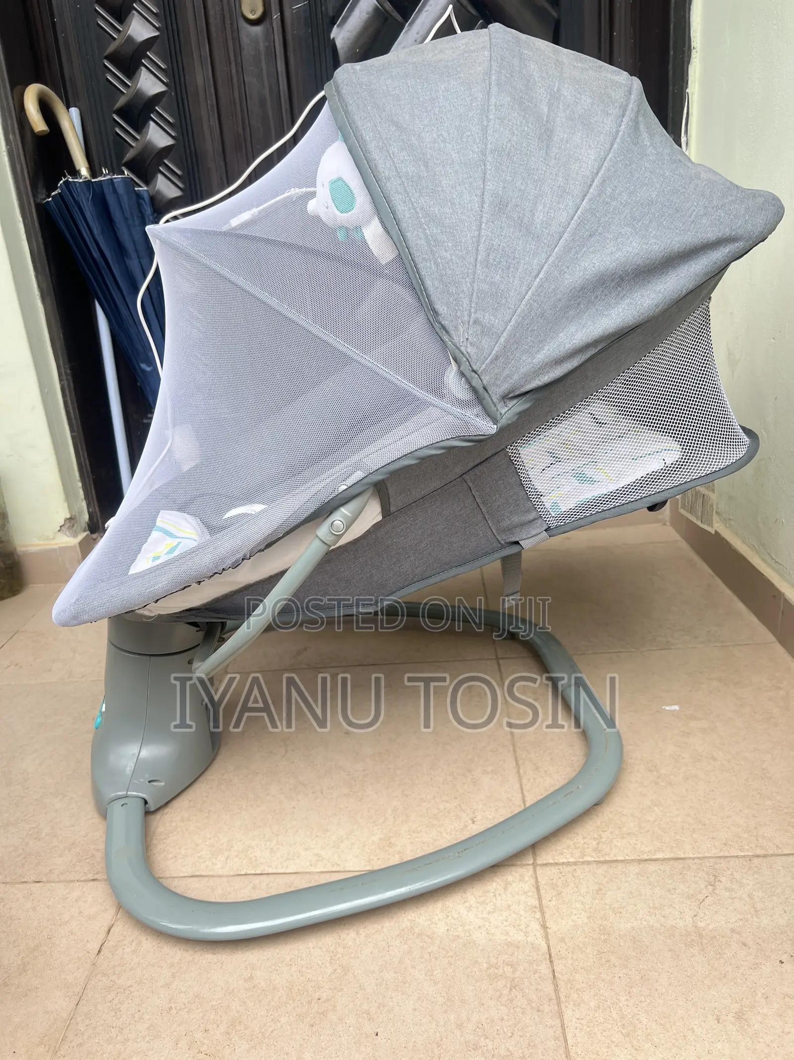 Mastela 3 in 1 Swing