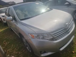 Toyota Venza V6 2010 Silver
