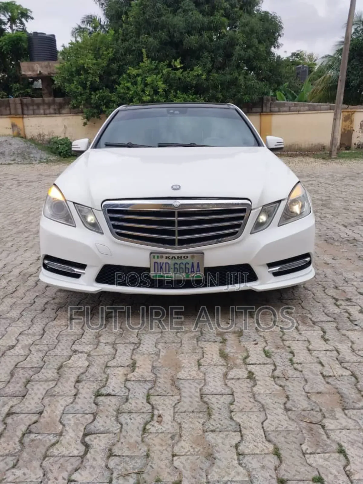 Mercedes-Benz E550 2012 White
