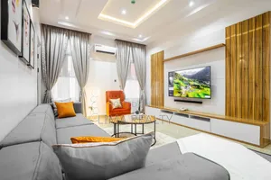 3 Bedrooms Dideolu Estate With Pool