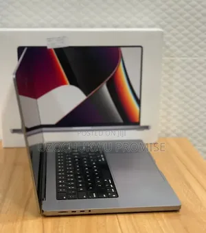 Laptop Apple MacBook Pro 2021 M1 16GB Intel Core i7 SSD 512GB