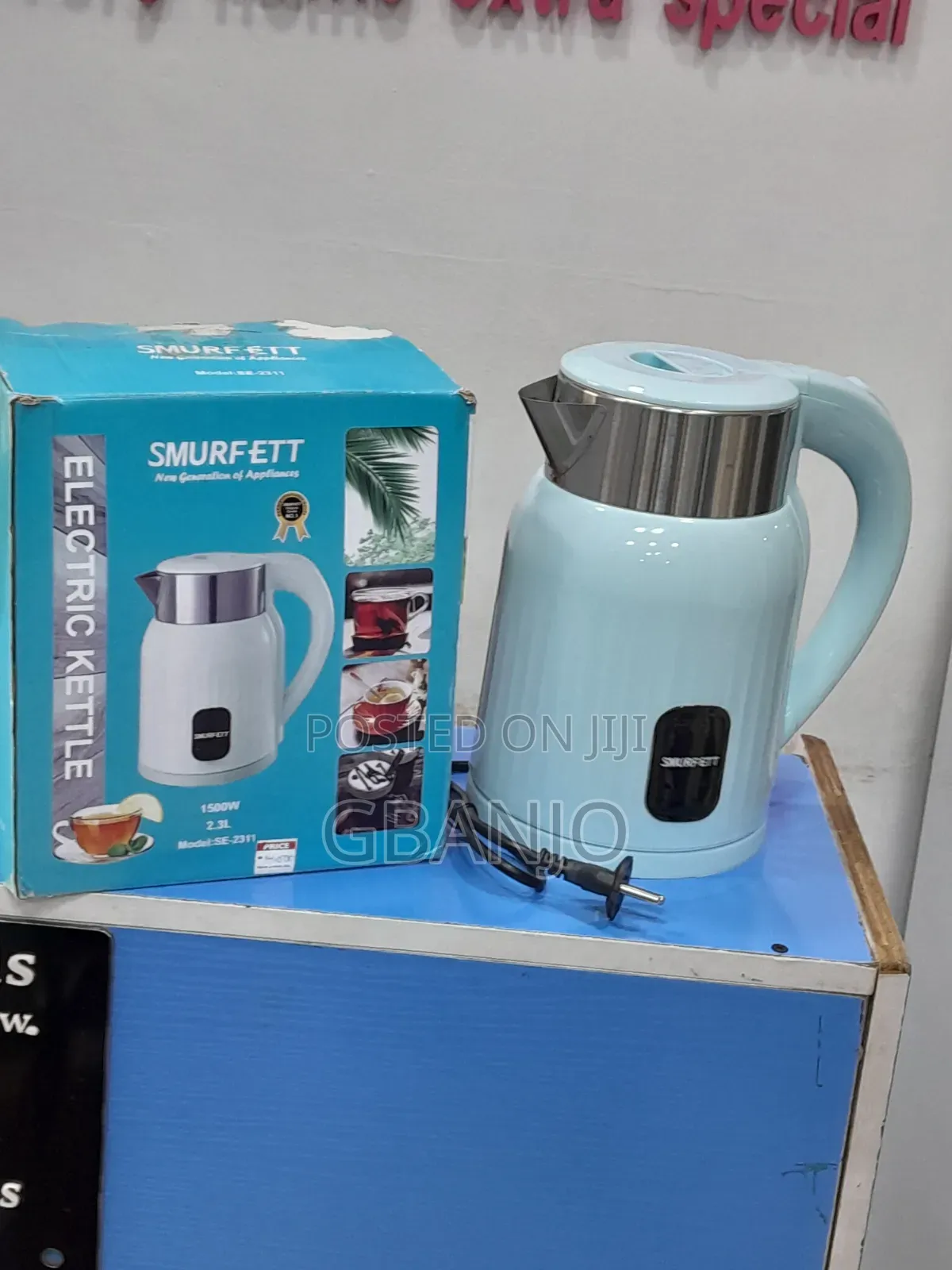 Smurfett Electric Kettle