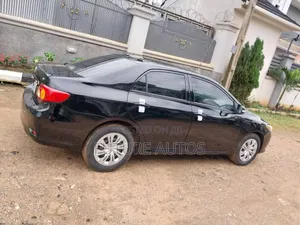 Toyota Corolla 2010 Black