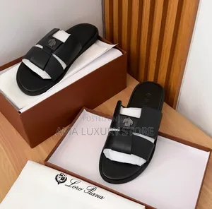 Loro Piana Premium Luxury Men Slides – Comfortable, Durable Stylish