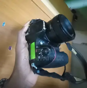 Nikon D7100