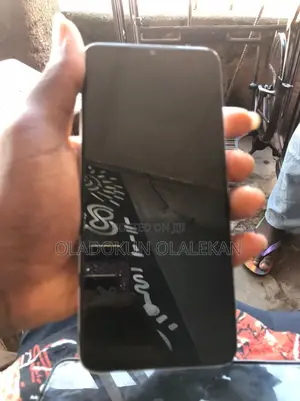 Infinix Smart 7 HD 64 GB White