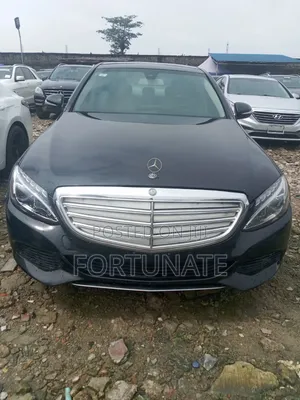 Mercedes-Benz C300 2016 Black