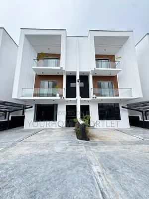 4 Bedroom Semi Detached Triplex With Bq