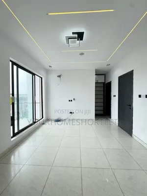4 Bedroom Semi Detached Triplex With Bq