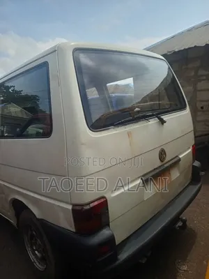 Volkswagen Transporter 2000 White