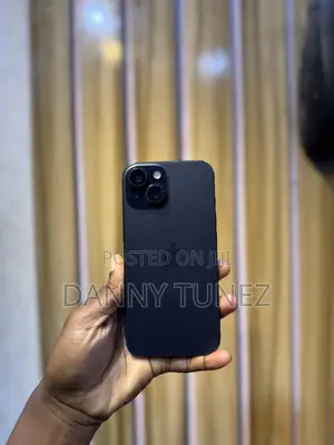 Apple iPhone 15 128 GB Black