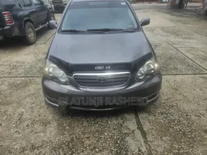 Toyota Corolla 2005 Gray