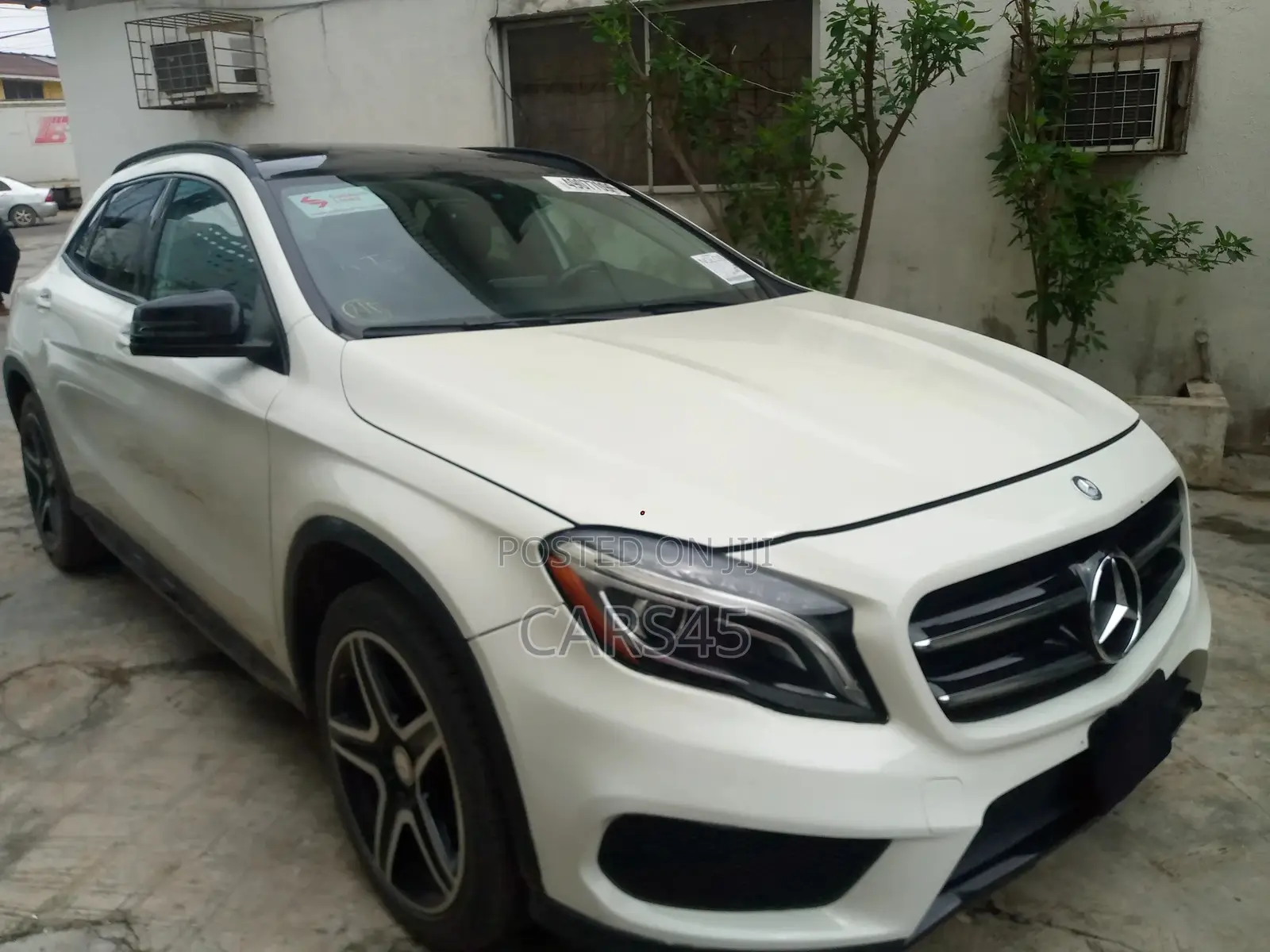 Mercedes-Benz GLA 250 2017 White