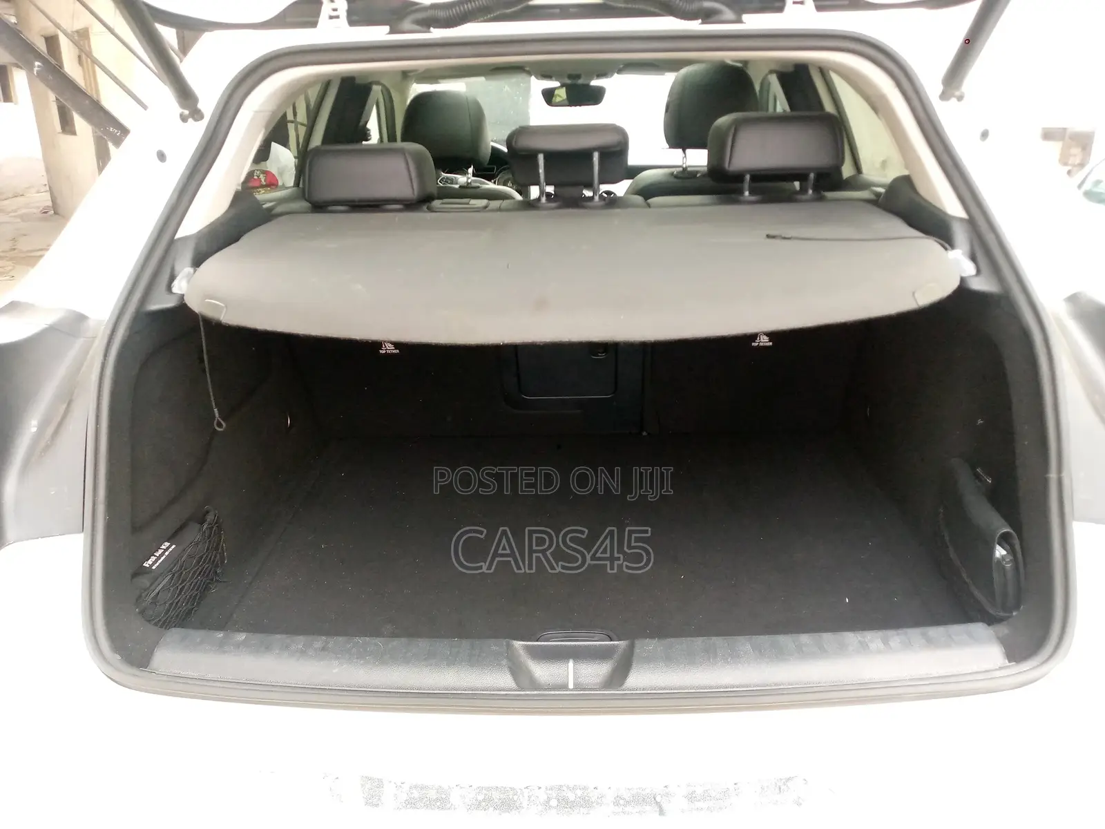 Mercedes-Benz GLA 250 2017 White