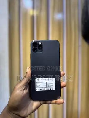 Apple iPhone 11 Pro Max 64 GB Black