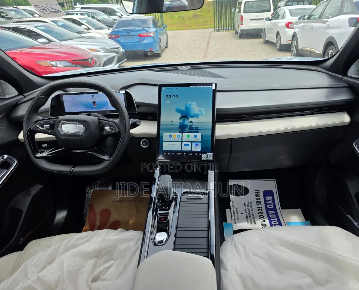 Geely Coolray 2025 Blue