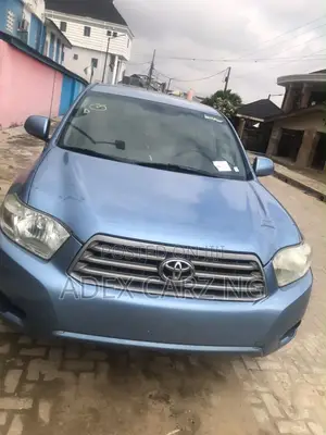 Toyota Highlander Base 2010 Blue