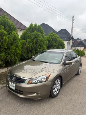 Honda Accord 2009 Gold