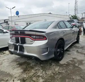 Dodge Charger 2022 Silver