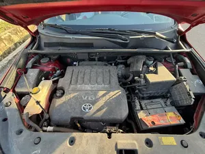 Toyota RAV4 2010 Red