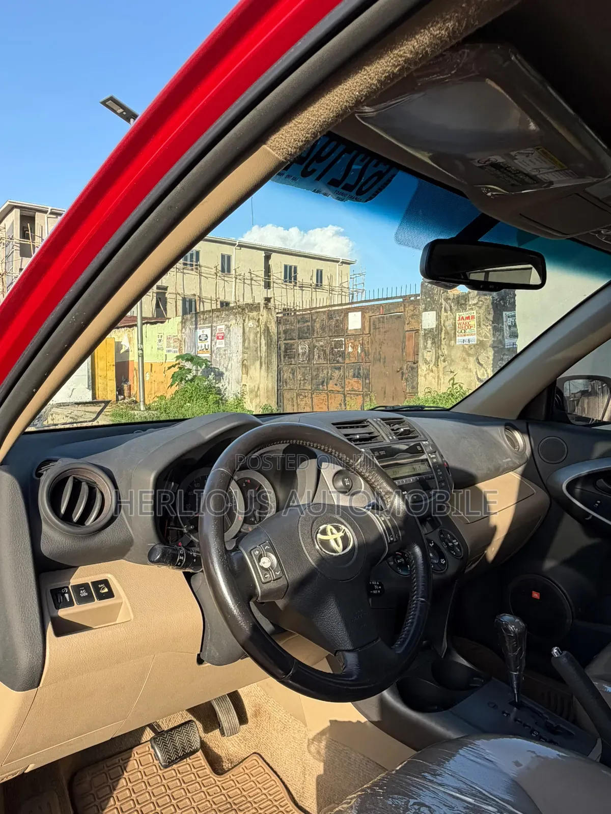 Toyota RAV4 2010 Red