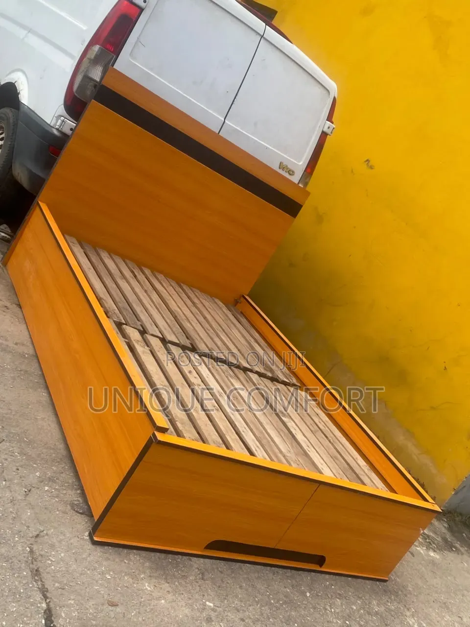 Top Quality 41⁄2 by 6 Bedframe